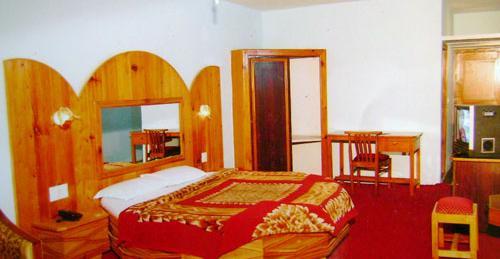 Hotel Preet